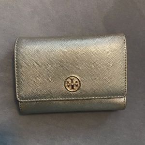 Tory Burch wallet